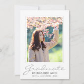 Afstuderen Modern Gray Script Typografie Aankondiging (Voorkant)