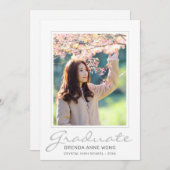 Afstuderen Modern Gray Script Typografie Aankondiging (Voorkant / Achterkant)