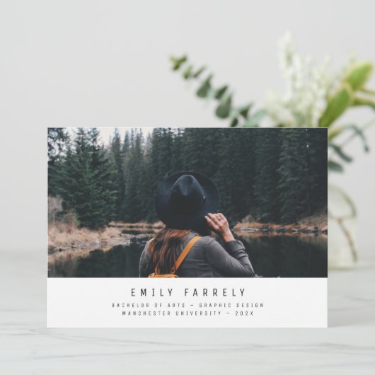 Afstuderen modern minimaal elegant stijlvol (Staand voorkant)