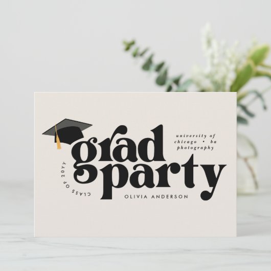 Afstuderen Modern Stijlvol Typografie Zwart & Wit Kaart (Staand voorkant)