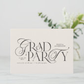 Afstuderen moderne elegante typografie zwart & wit kaart (Staand voorkant)