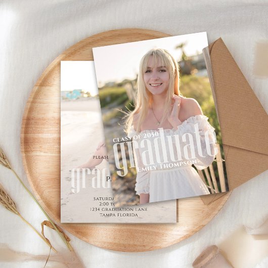 Afstuderen Moderne minimalistische foto trendy scr Aankondiging