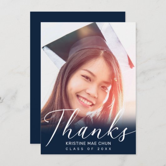 Afstuderen Moderne, witte scriptfoto Blauw Bedankkaart (Voorkant / Achterkant)