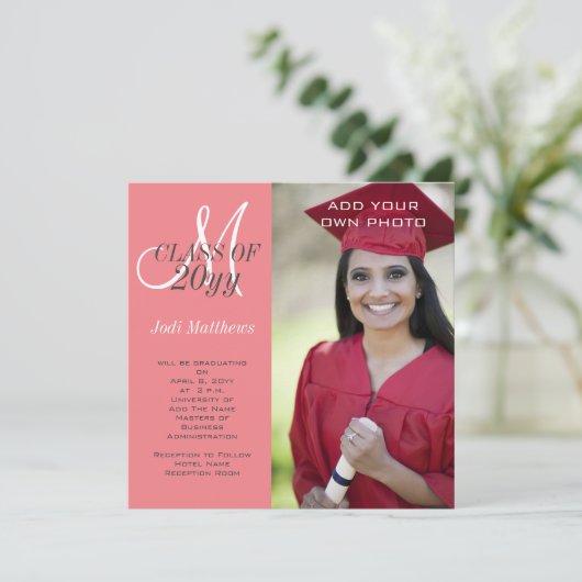Afstuderen Monogram Foto Koraal Roze Kaart (Staand voorkant)