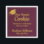 Afstuderen One Smart Cookie Party Maroon Gold Afst Servet<br><div class="desc">Afstudeerfeest Papieren servetten servet,  klasse van 2024 Party Uni,  aangepaste traktatie gunst om-go goodie,  een slim cookie gepersonaliseerd 2025,  aangepaste viering aanpassen PhD JD,  Meesters Verpleegkundige Ma Ma MD,  afstudeerder Get-Together vieren Rechtendocent,  medische bachelor Med Doctor Nursing,  middelbare school University MBA,  kleuterschool CPA Middle Maroon Gold</div>