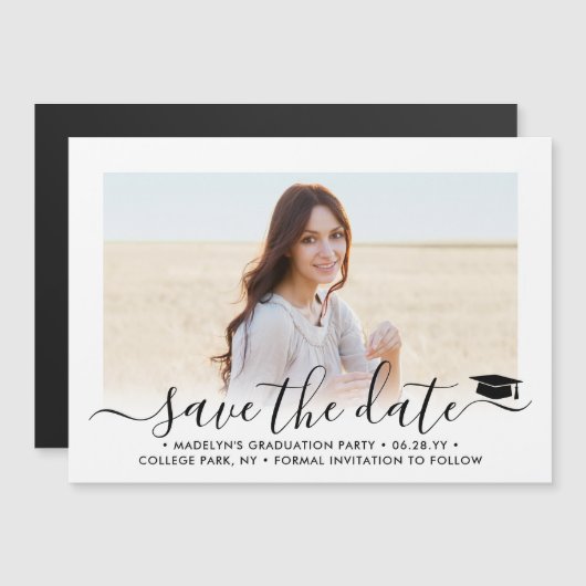 Afstuderen Opslaan Datum 1 Foto Elegant Script Magnetische Uitnodiging (Voorkant / Achterkant)
