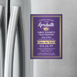 Afstuderen Opslaan Datum Elegant Paars White Gold Magnetische Uitnodiging<br><div class="desc">Deel het vrolijke nieuws over uw aanstaande afstudeerpartij met deze elegante paarse, witte en faux goudfolie, met uitzondering van de datum waarop magnetische uitnodigingen worden gepubliceerd. Al tekst is eenvoudig aan te passen. De magnetisch rug maakt hen voor familie en vrienden gemakkelijk om te tonen. Het ontwerp is voorzien van...</div>