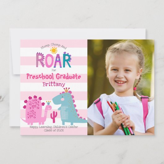 Afstuderen Peuterschool Foto Dinosaurussen Meisje Aankondiging (Voorkant)