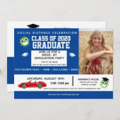 Afstuderen rijden door parade, afgestudeerde parti aankondiging (Voorkant / Achterkant)