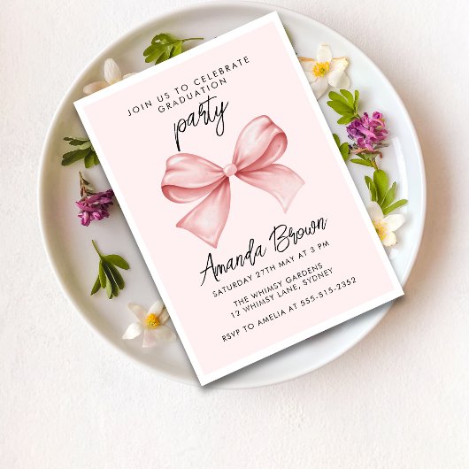 Afstuderen Roze Bow Elegant Trendy Invitation Kaart