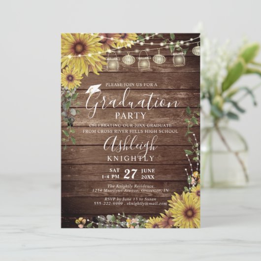 Afstuderen Rustic Sunflower Wood Script Kaart (Staand voorkant)