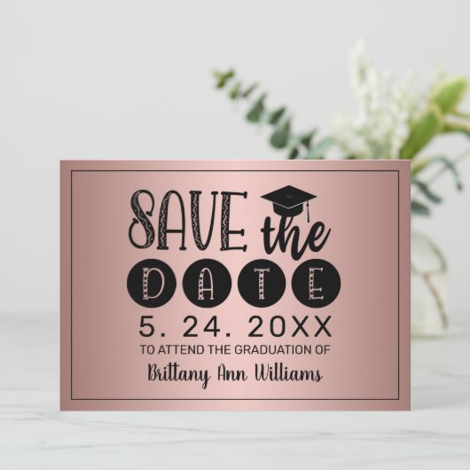 Afstuderen Save the Date Zwarte Typografie Roos Aankondiging (Staand voorkant)