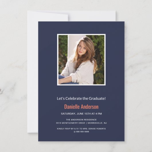 Afstuderen Scattered Photo Collage Modern Script Aankondiging (Achterkant)