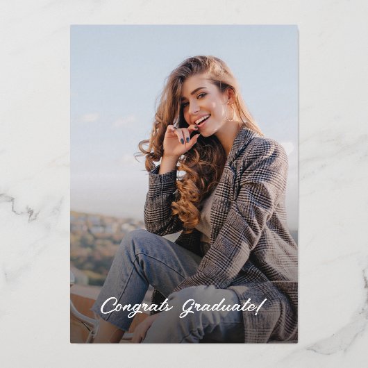 Afstuderen Script Paars Foto 2023 Party Gold Folie Uitnodiging (Achterkant)