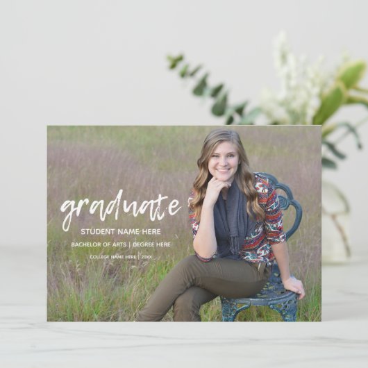 Afstuderen Simple Modern Announcement Kaart (Staand voorkant)