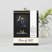 Afstuderen Traditionele zwarte uitnodiging (Staand voorkant)