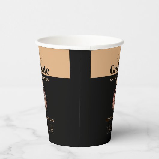 Afstuderen van 2023 papieren bekers (Rechts)