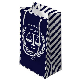 Afstuderen van de rechtenfaculteit klein cadeauzakje