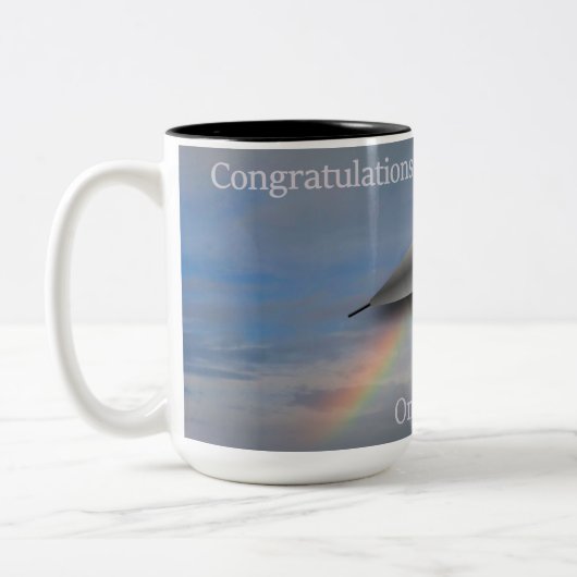 Afstuderen van de vliegschool tweekleurige koffiemok (Links)