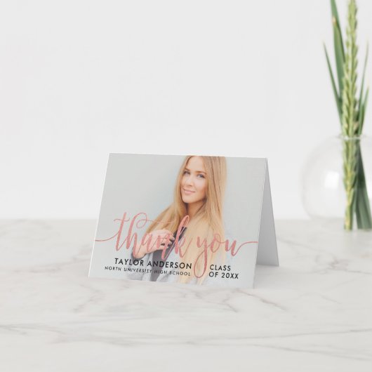 Afstuderen voor modern Roos Gold Script Foto Bedankkaart (Voorkant)