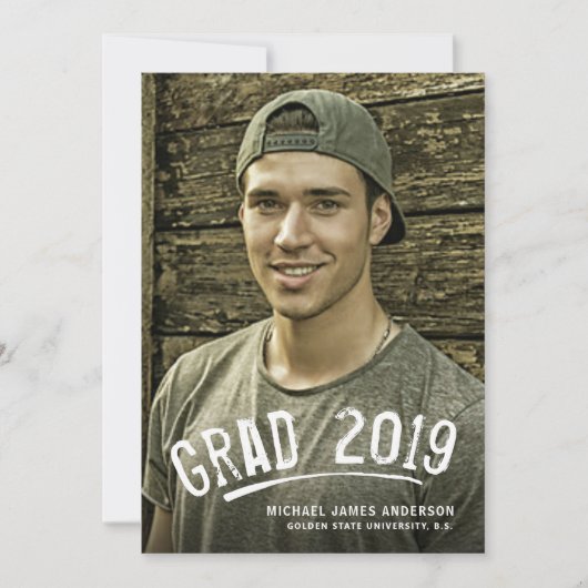 Afstuderen White Grunge Lettered Photo Announction Aankondiging (Voorkant)