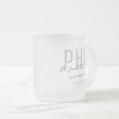 Afstuderen zwarte grijze datumnaam graad PhD Matglas Koffiemok (Voorkant rechts)