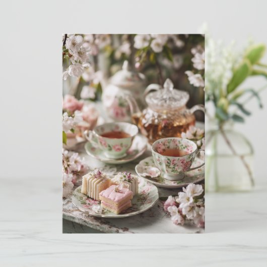 Afternoon Tea & Tiny Toes | Zachte bloemen Kaart (Staand voorkant)