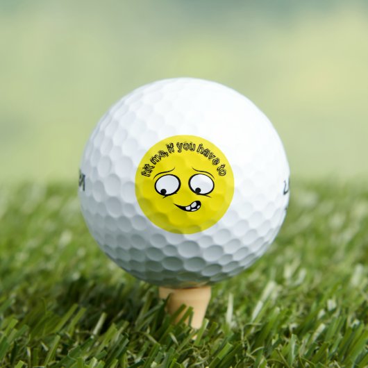 Aftredend Yellow Emoji Golfballen (Insitu Shirt)