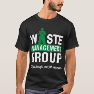 Afvalbeheer op zwart t-shirt