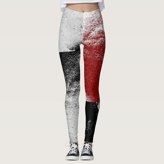 Afwerking in zwart-wit en rood-stone stijl blok on leggings (Voorkant)