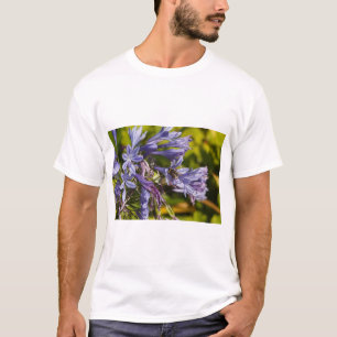 Agapanthus bloem en bijen t-shirt