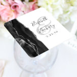 Agate Geode Script Black Silver Wedding Kartonnen Onderzetters<br><div class="desc">Dit elegante moderne bruiloft onderzetter heeft een zwarte waterverf agaat geode ontwerp afgewerkt met faux silver glitter. Pas eenvoudig de houtskoolgrijze tekst aan op een witte achtergrond,  met de namen van de bruid en bruidegom in handschrift kalligrafie over een groot,  lichtgrijs ampersand.</div>