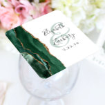 Agate Geode Script Emerald Green Gold Wedding Kartonnen Onderzetters<br><div class="desc">Dit elegante,  moderne onderzetter is voorzien van een smaragdgroene waterverf agaat geode-ontwerp met faux gold glitter. Pas de houtskoolgrijze tekst gemakkelijk aan op een witte achtergrond,  met de namen van de bruid en bruidegom in handschriftkalligrafie over een grote groene ampersand.</div>