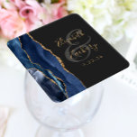 Agate Geode Script Navy Blue Gold Donk Weddenschap Kartonnen Onderzetters<br><div class="desc">Dit elegante moderne bruiloft-onderzetter is voorzien van een blauw marinesoldaat geo-design dat is getrimd met faux goudglitter. Pas eenvoudig de gouden kleurtekst aan op een grijze achtergrond met houtskool,  met de namen van de bruid en de groom in handschriftelende kalligrafie over een groot,  middelgrijs ampersand.</div>