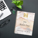 Agate roos gouden business logo elegant 2025 planner<br><div class="desc">Deze agenda is voor de professional die graag hun planning organiseert, maar wil ook een mooie ruimte om al hun belangrijke informatie te bewaren. Deze planner biedt ruimte voor u om belangrijke data en benoemingen door de week te sluiten. De cover bevat een roos gouden en witte gekleurde marmer met...</div>