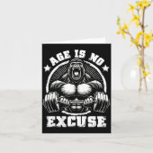 Age Is No Excuse Gorilla Weightlift Gym Quotes Gym Kaart (Gele Bloem)