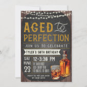 Aged to Perfection Whiskey Verjaardag Uitnodiging (Voorkant)