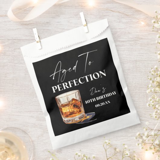 Aged To Perfection Whisky Glass Birthday Party Bedankzakje (Geknipt)