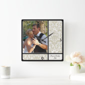 Aged Vintage Damask Pattern Wedding Photograph Vierkante Klok (Huis)