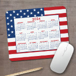 Agenda 2023 met Amerikaanse vlag - Rood wit blauw Muismat<br><div class="desc">Een kalender van 2023 met een rode,  witte en blauwe Amerikaanse vlag op de achtergrond. Een leuk object voor het nieuwjaar.</div>