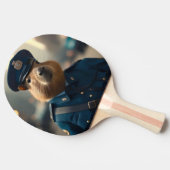 Agent Capybara: Het bewaren van de vrede, Tafeltennisbatje (Zijkant)