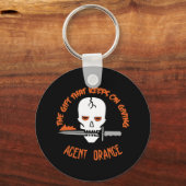 Agent Oranje de Gift DARK Sleutelhanger (Voorkant)