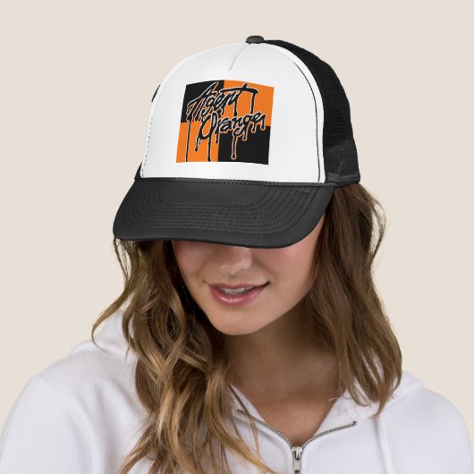 Agent Oranje "Drip" Logo Punk Pet (In situ)