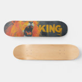 Aggressive Lion Roar Graffiti Mural with King Text Persoonlijk Skateboard (Horizontaal)