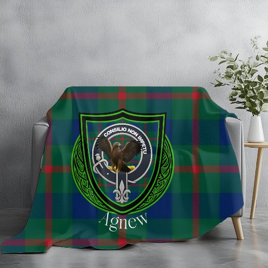 Agnew Scottish Clan Tartan & Crest Fleece Deken