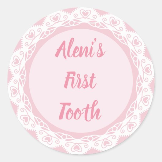 Agra Hadig - Eerste tand met naam Ronde Sticker (Voorkant)