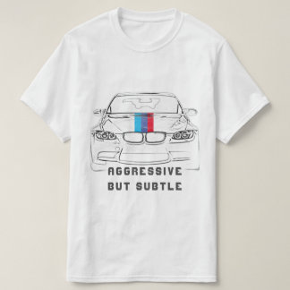 Agressieve Mannen met stijlvolle auto's T-shirt