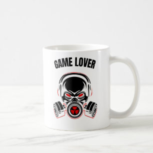 Agressieve schedel in gasmasker met hoofdtelefoon koffiemok