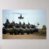AH-1 Cobras en M60 Pattons Poster (Voorkant)