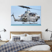 AH-1W SUPER COBRA 40x60 Canvas Afdruk (Insitu (Slaapkamer))